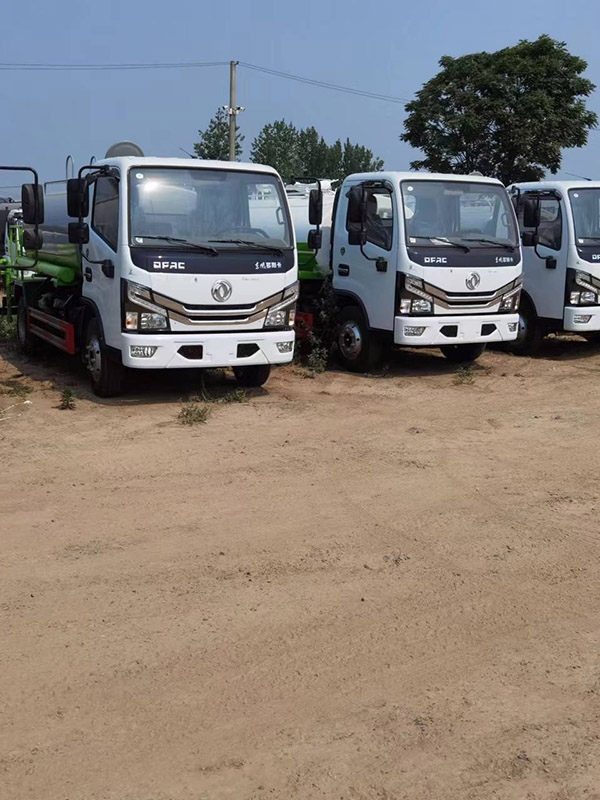 绿化洒水车